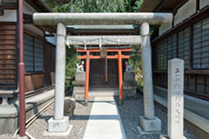 瘡守稲荷（かさもりいなり）